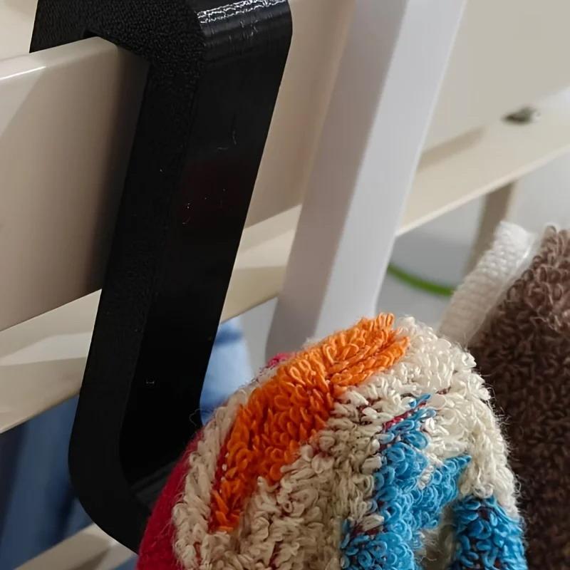 قطعتان من خطافات الاستحمام ثلا - مراجعة Door Stopper Heavy وسعره